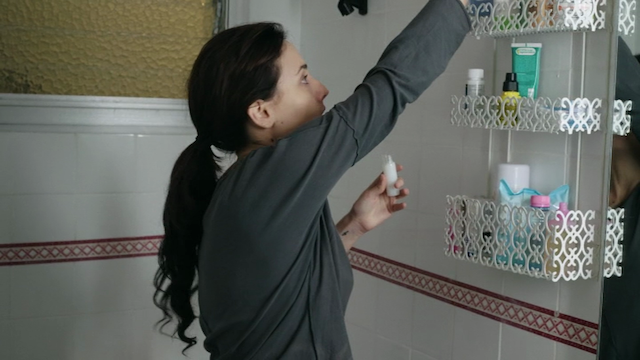 Techo y comida (2015)